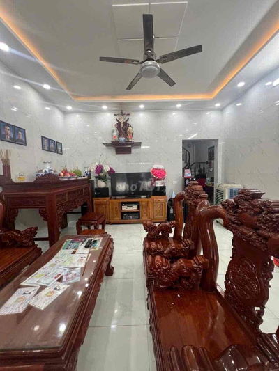 BÁN NHÀ TRỆT LẦU ĐƯỜNG OTO KẾ CHỢ BÌNH NHÂM