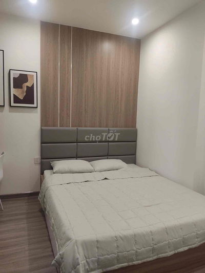 Cắt lỗ 600tr bán nhanh căn 1PN+ (S6)view hồ bơi. Sổ sẵn, full nội thất
