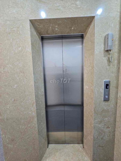 Cần bán nhà Lê Trọng Tấn, 6 tầng , thang máy, noiij thất hiện đại 40m2