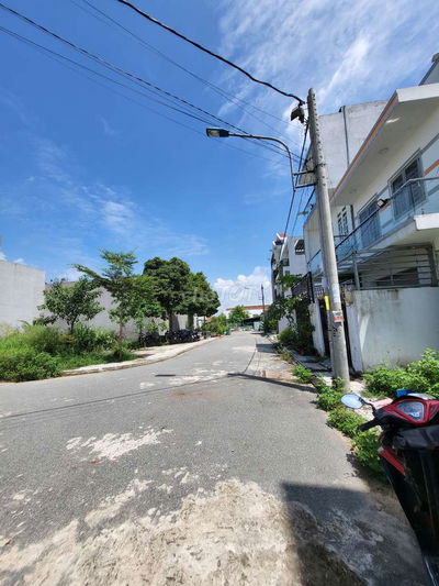 🆘🆘 81m2 NHÀ 2 TẤM ĐẸP LUNG LINH ĐƯỜNG NHỰA 8M GIÁ TỐT XÃ TÂN KIÊN
