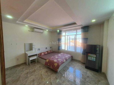 PHÒNG NGAY ĐH CÔNG NGHIỆP, SÁT BỆNH VIỆN 175