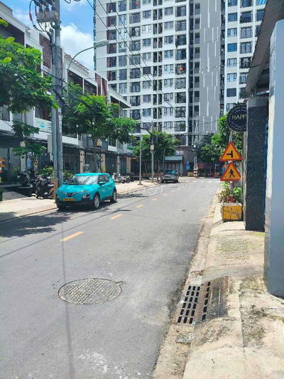 Chủ giảm - Mặt tiền ngay chung cư picty high park - 68m2 - TX 14