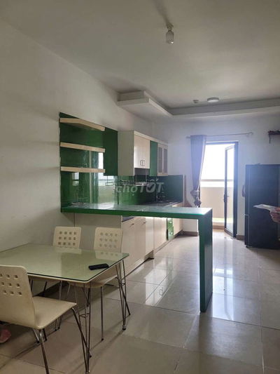 Chính chủ cho thuê 2pn2wc giá thuê :8 triệu / tháng. Lh : ***
