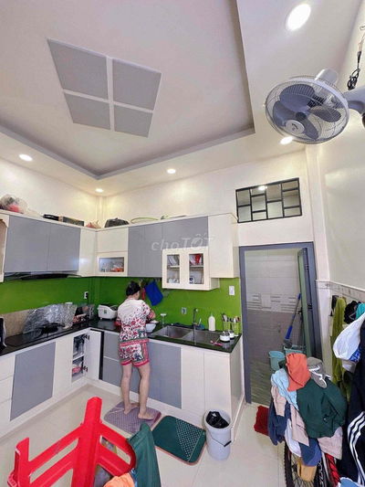 NHỈNH 4. Tỏi - 2 Mặt tiền HXH SÁT QUẬN 1 5 Phút - 27m2 - 3 Tầng