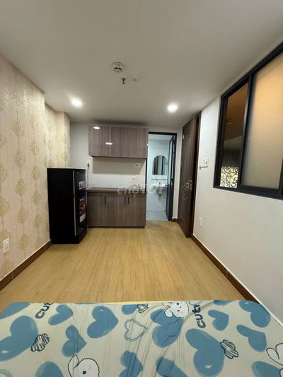 phòng trọ studio, ngay lưng đại học y dược, giờ tự do, thang máy, kvt
