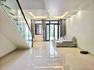 NHÀ MỚI 3 TẦNG - 3PN - 80M2 6.6TỶ - Lê Văn Việt 1.2km