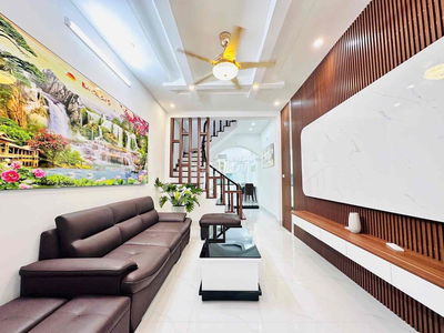 Phân lô Yên Lạc, ngõ thông, ô tô, kinh doanh, sổ đỏ cc, 42m2 * 5T