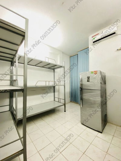 Ở ghép giường tầng sát vách DH Nguyễn Tất Thành Q4