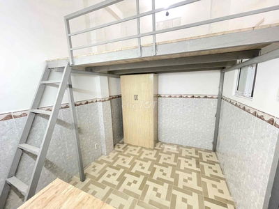 Phòng trọ có gác - Gần đầm sen