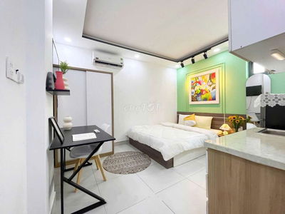 STUDIO FULL NT NGAY ĐH KINH TẾ, BÁCH KHOA MẤT 5P
