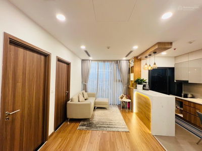 Chủ nhà cần bán Eco Green giá 5.1 tỷ có sổ, 2PN 2WC. Phù hợp nhiều nhu cầu sử dụng. LH: 0911 850 ***