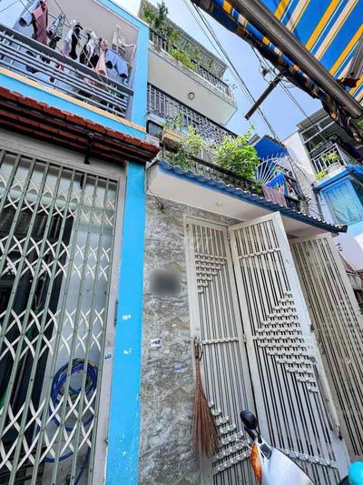 CHỈ NHỈNH 3 TỶ – NHÀ 4 TẦNG KIÊN CỐ  – NGAY LÊ VĂN QUỚI