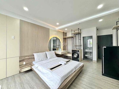 PHÒNG NGỦ FULL NỘI THẤT – BAN CÔNG RỘNG RÃI