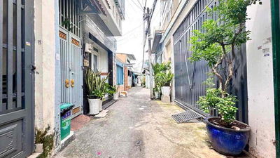 CẦN BÁN NHÀ MỚI, nhỉnh 4 TỶ- 4,5 x 20, Huỳnh Thị Hai- Q12