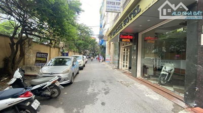 Cho thuê nhà số 16 ngõ 42 Vũ Ngọc Phan, phường Láng, Hà Nội