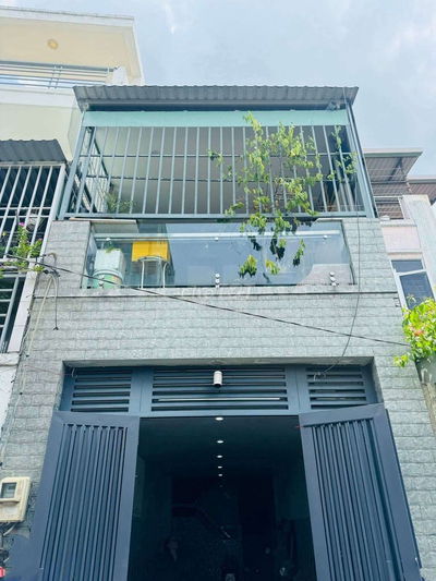 Nhỉnh 80tr/m có nhà 3 PN,dài 20m,HXH ngay chợ Phạm Văn Bạch,Gò Vấp