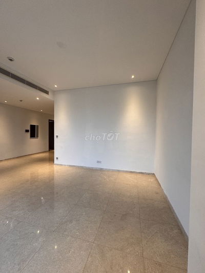 Cần cho thuê 3 phòng ngủ The Marq quận 1, 128m2, NTCB