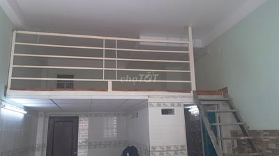 Phòng trọ Huỳnh Tấn Phát 40m² có gác, ban công