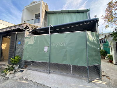 Bán đất tặng kho giá rẻ (116m2) nở hậu 3,8 tỷ chốt. Hẻm thông. SHR