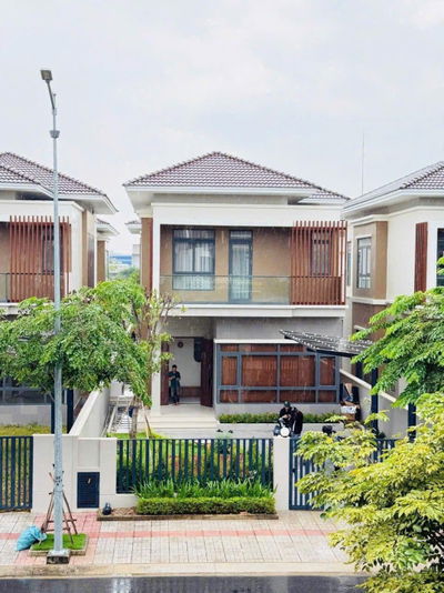 CHỈ THANH TOÁN 2,2 TỶ NHẬN NGAY BIỆT THỰ ĐƠN LẬP GẦN TTTM 5,2HA