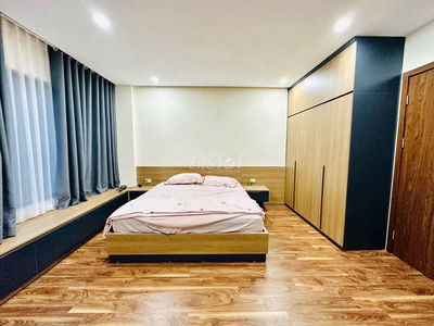 Bán Nhà Đông Thằng BTL Cạnh HV Tài Chính Phân Lô Ô Tô 45m 5Tầng 13,2tỷ
