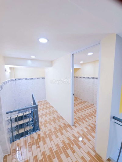 Bán nhà HXH Huỳnh Thiện Lộc nhà 2 tầng 3,3mx5m giá 2,55 tỷ