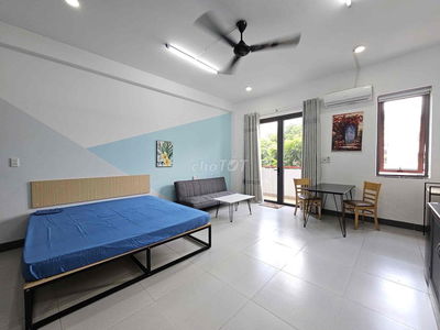 CHO THUÊ CĂN HỘ DV FULL NỘI THẤT NGAY KHU DÂN CƯ PHONG PHÚ 4.