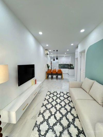 Cần tiền bán nhanh căn hộ Sky Garden, nhà đẹp, giá rẻ