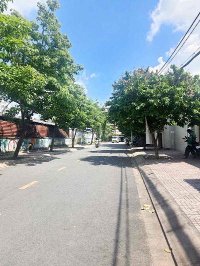 CHÍNH CHỦ BÁN GẤP VILLA MẶT TIỀN 101.6 m2 Q6