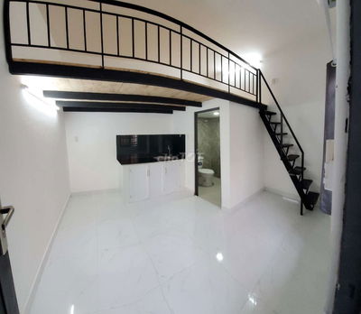 CĂN CÓ GÁC, NGAY KHU PHAN XÍCH LONG, HẺM Ô TÔ. GIÁ 4.5TR