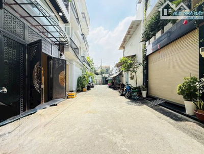 Bán Nhà Đẹp đường Nguyễn Kiệm, Phú Nhuận - 3 Tỷ 6/ 63m2 - Sổ Hồng Riêng- Đang cho Thuê 12t