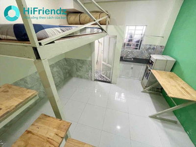 TRỐNG SẴN CHDV DẠNG CÓ GÁC FULL NỘI THẤT Ở ĐƯỢC 2 - 3 NGƯỜI