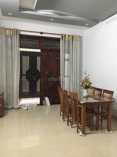Cho thuê nhà nguyên căn,3 phòng ngủ,1 trệt 2 lầu 1 sân thượng