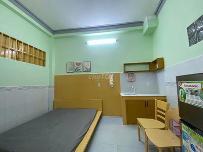 CHO THUÊ PHÒNG TRỐNG SẴN 66/5 Nhiêu Tứ, P7, Phú Nhuận 1 PN > 20M2
