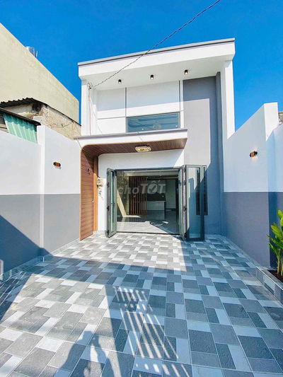 Kẹt tiền bán căn nhà Ngang 5*23 HXH 2,7 tỉ ngay UBND Đông Thạnh