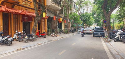 Bán Nhà Mặt Phố Trúc Bạch Ba Đình 100m2 4 tầng mặt 4m 56 tỷ