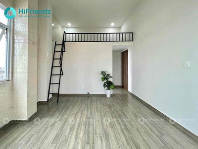 SIÊU PHẨM CÓ GÁC BAN CÔNG KHÔNG GIỚI HẠN NGƯỜI Ở ngay Etown Cộng Hoà