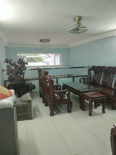 Bán nhà khu Bình Phú view công viên
