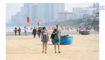 Bán lô đất Biển Đà Nẵng.chủ nhà tặng luôn căn biệt thự vip