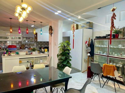 Bán nhà mặt tiền HXH oto ngủ trong nhà (dt 8x18m) Nguyễn Thị Thập Q7