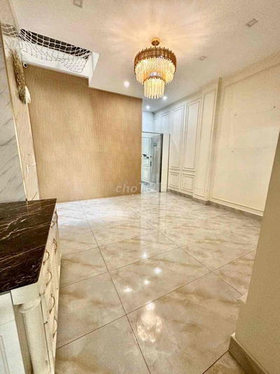 Cho thuê mặt bằng 100m2 Cityland. Vị trí cực đẹp