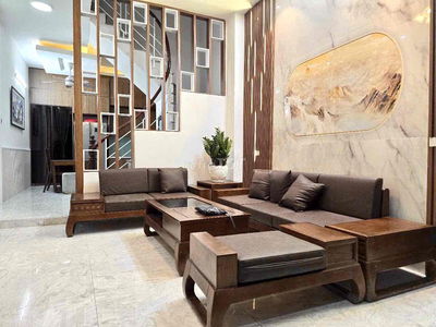 Lô góc Bạch Mai, gần phố, ngõ thông, nhà đẹp full nội thất