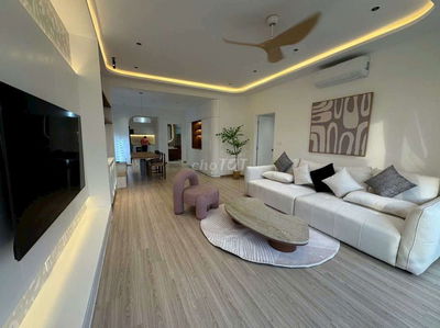 Sunrise City South 106m2, 2pn, 2wc, full nội thất, Bán: 7.9 tỷ TL