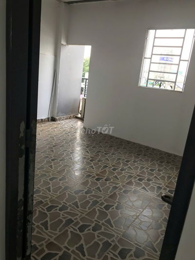 2TR6 STUDIO BAN CÔNG,CỬA SỔ TRỜI,IUH ĐI BỘ 5 PHÚT. ĐỐI DIỆN CHỢ GÒ VẤP