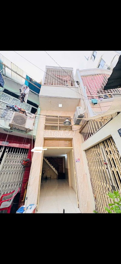 Nhà đẹp 2 lầu hẻm đường Bàn Cờ