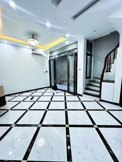 5.78 TỶ-31/41M2-4 TẦNG MỚI-SÂN ĐỂ XE RỘNG-TRƯƠNG ĐỊNH-BẠCH MAI
