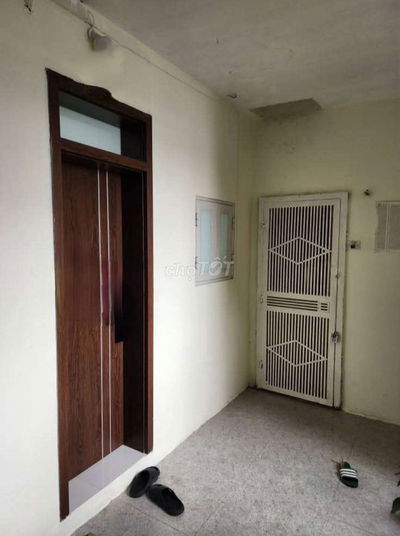 BÁN CĂN TẬP THỂ NGUYỄN NGỌC DOÃN ,ĐÔNG ĐA,DT 100M2;3 PN;2 VS;4,1 TỶ.