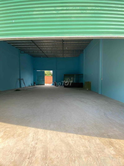 Cho thuê kho, xưởng 360m2 gần công viên sinh thái Hóc Môn