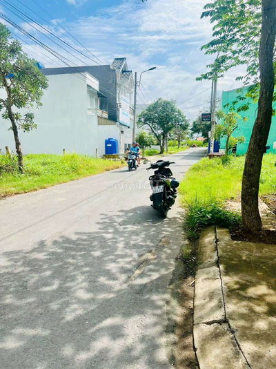 Chính chủ bán đất 1/ Đinh Đức Thiện . Cần Đước . LONG AN