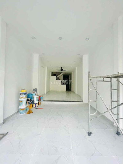 Mặt Tiền Phan Văn Trị.P7(4,4x25m) 2Lầu 5PN KD Đa Ngành 30tr Mới Tinh